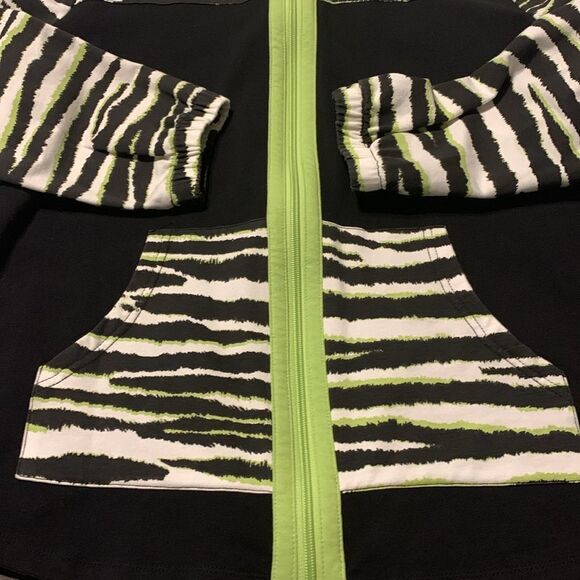 Ruby Rd. zip-up jacket w/drawstring neck .  Black/white w/lime green trim.  EUC - Picture 3 of 10